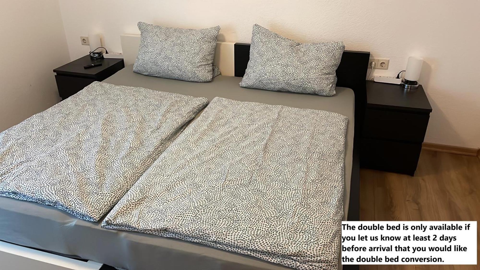 Ferienwohnung Mit 2 Zimmer, Kueche, Bad, In 사르브루켄 외부 사진